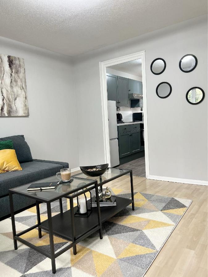 Stunning Apartment In Beckton With Private Entrance Londres Extérieur photo